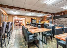 Econo Lodge Rutland City near Hwy 7 2