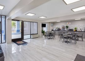 Super 8 by Wyndham Nashville West 5