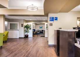Comfort Inn & Suites 5
