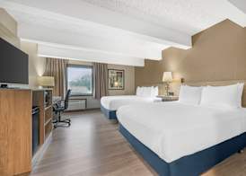 Fairway Inn and Suites, an Ascend Collection Hotel 5
