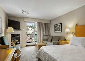 Pinnacle Hotel Whistler 5