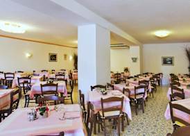 Hotel Riva del Sole 3