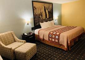Super 8 by Wyndham Cincinnati-Springdale OH 5