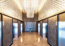 Queensland Hotel Bangkok 4