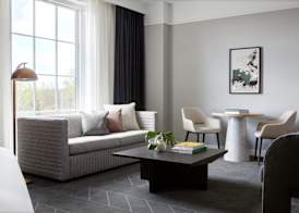 Kimpton THE FORUM HOTEL by IHG 5