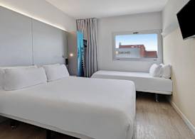 B&B HOTEL Girona 2 4