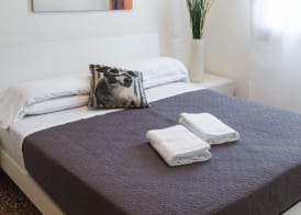 Dorsoduro Charme Apartments by Wonderful Italy 2