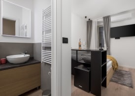 Deluxe Apartments & Rooms "In the Center" 3