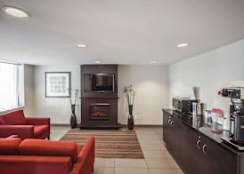 Comfort Inn West 3