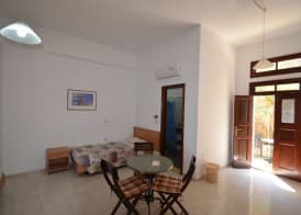 PHILIPPOS STUDIOS & APT 5