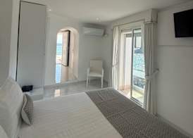 Hotel La Calanque 4
