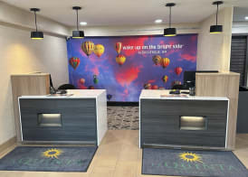 La Quinta Inn by Wyndham Albuquerque Airport 2