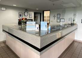 Super 8 by Wyndham Metropolis 2