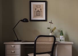 Oak House Vienna - Boutique Guesthouse near Meidling Station 3