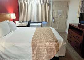 Econo Lodge Edmonds North Seattle 5