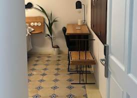 La Moderna Suites 4