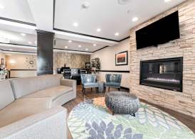 La Quinta by Wyndham Auburn 4