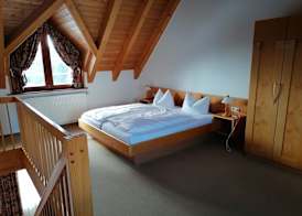 Gasthof Kreuz am Escheck 4