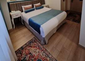 Taximtown Hotel 5