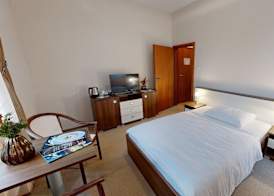 Klaudia's Hotel & Restaurant 3