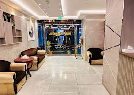 Melody Queen Hotel by AURA 5