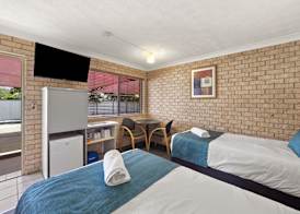 Kennedy Drive Boutique Motel & Nursery- Close To City Centre & Airport 3