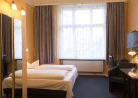 Hotel am Hermannplatz 4