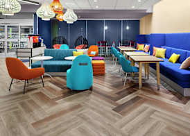 Tru By Hilton Gilbert 5