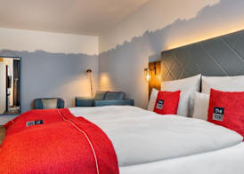 Holiday Inn - the niu, Keg Hamburg Ost by IHG 3