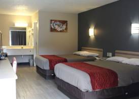 Econo Lodge Paducah West I-24 4