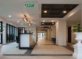 B2 Riverside Premier Hotel 3