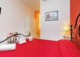 Lucky Holiday Rooms 4