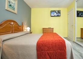 LUXURY 2-bed apartment with big terrace in aparthotel with outdoor pools in CALAHONDA 5