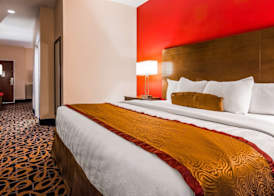 Best Western Plus Brandywine Inn & Suites 5