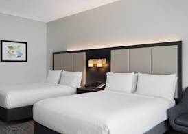 Holiday Inn Express & Suites TAMPA EAST - YBOR CITY by IHG 4