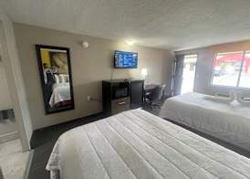Super 8 by Wyndham Monroe 5