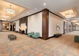 Embassy Suites by Hilton Chicago Naperville 4