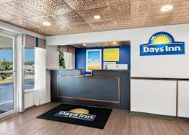 Days Inn by Wyndham Seneca-Clemson 3