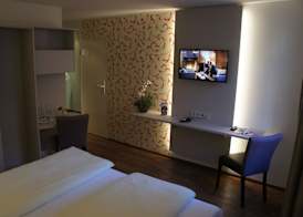 Stadthotel Engel 5