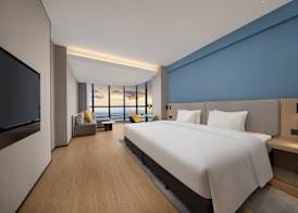 Holiday Inn Express Jiangmen Yinhu Bay by IHG 5