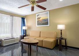 Days Inn by Wyndham Greensboro Airport 3
