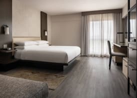 Marriott Riverside at the Convention Center 5