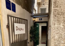 Apartments & Rooms Dujam 2
