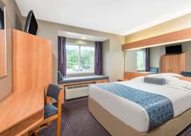 Microtel Inn & Suites by Wyndham Hazelton/Bruceton Mills 3