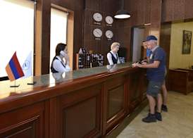 Ani Central Inn 4