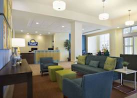 Days Inn & Suites by Wyndham Belmont 3