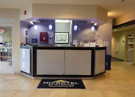 Microtel Inn & Suites by Wyndham Waynesburg 3