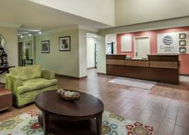 Comfort Inn Fayetteville near Fort Bragg 4
