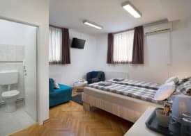 Hostel Bureau 4