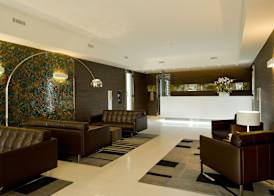Viola Mhotel 2